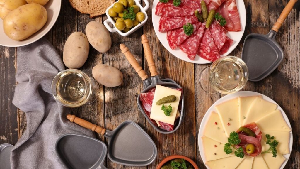 Accord mets et vins de novembre – raclette et vin blanc de Savoie